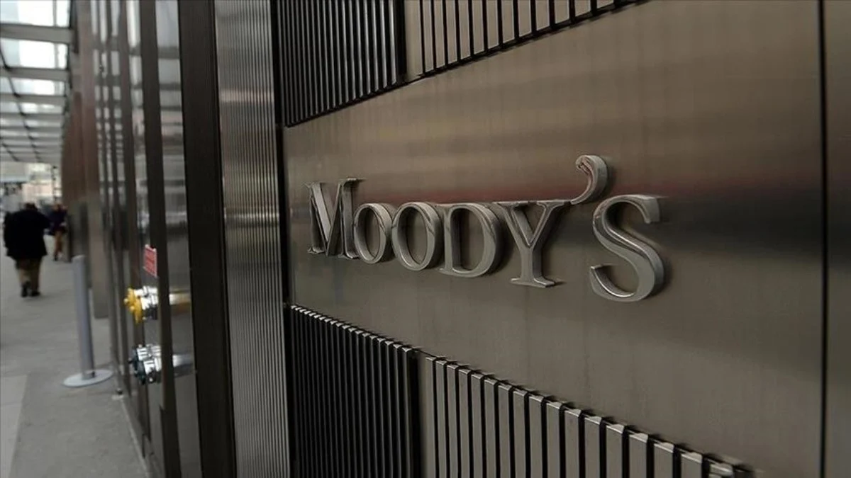 Moody's Türkiye'nin kredi görünümünü yükseltti...